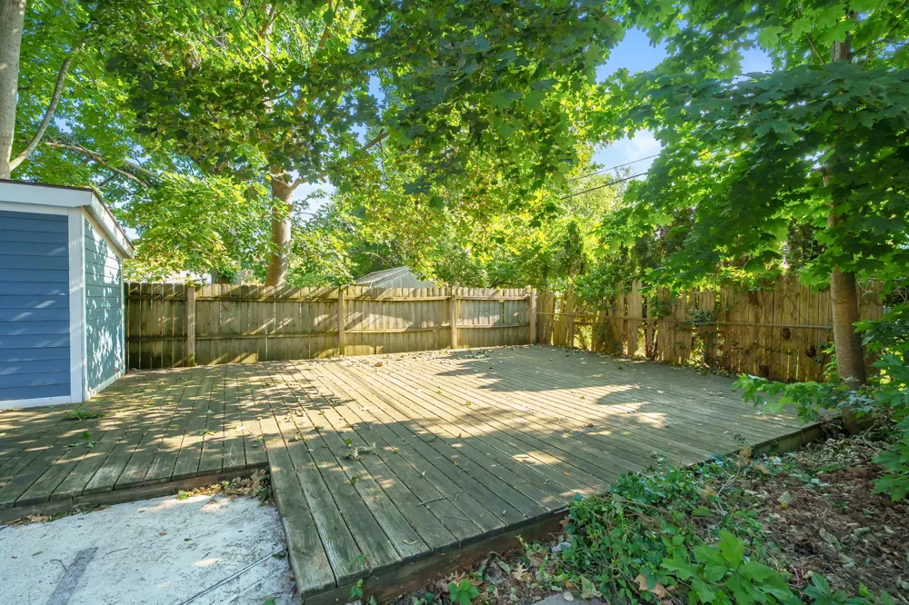 907 East Street Three Rivers, MI 49093