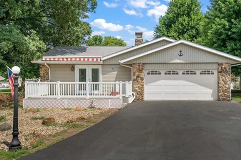 5008 E Shady Point Drive