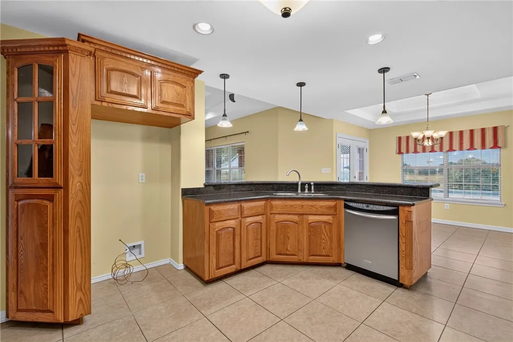 2005 Fm-1717 Kingsville, TX 78363