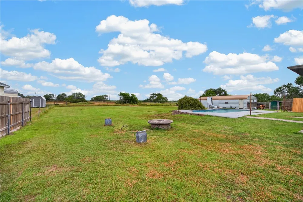 2005 Fm-1717 Kingsville, TX 78363