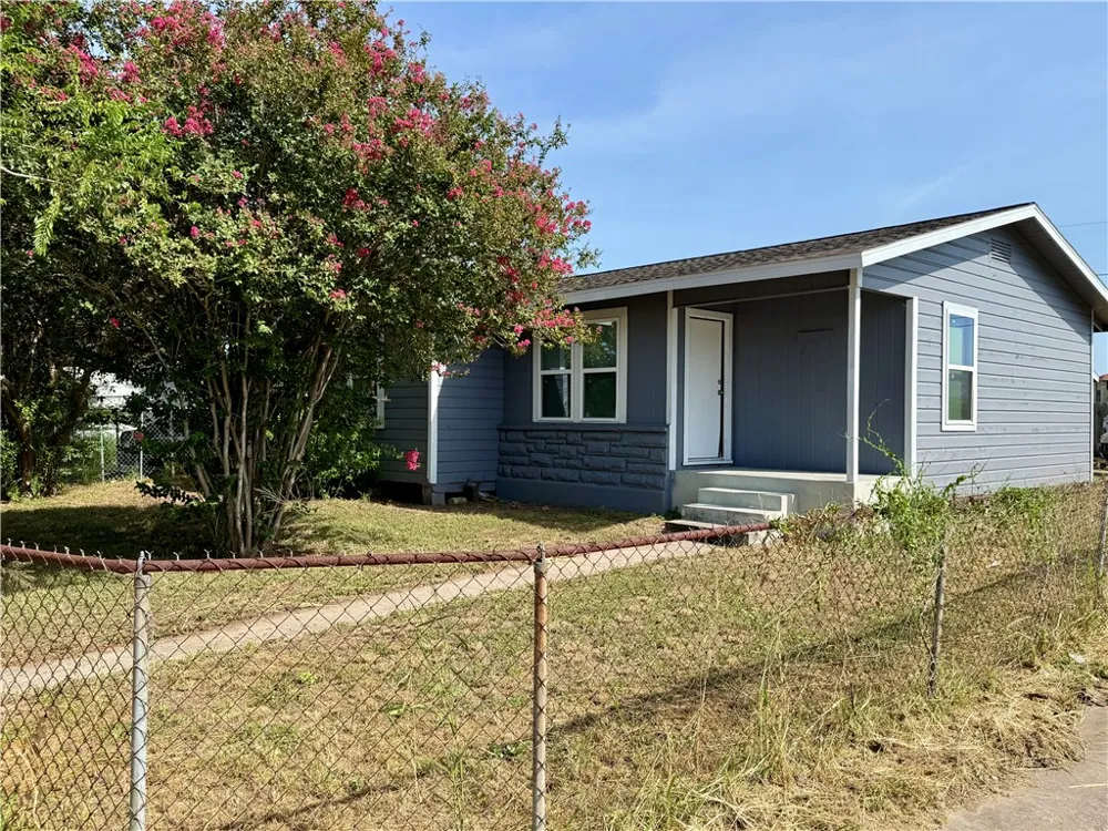 1002 Vernon Drive Corpus Christi, TX 78407