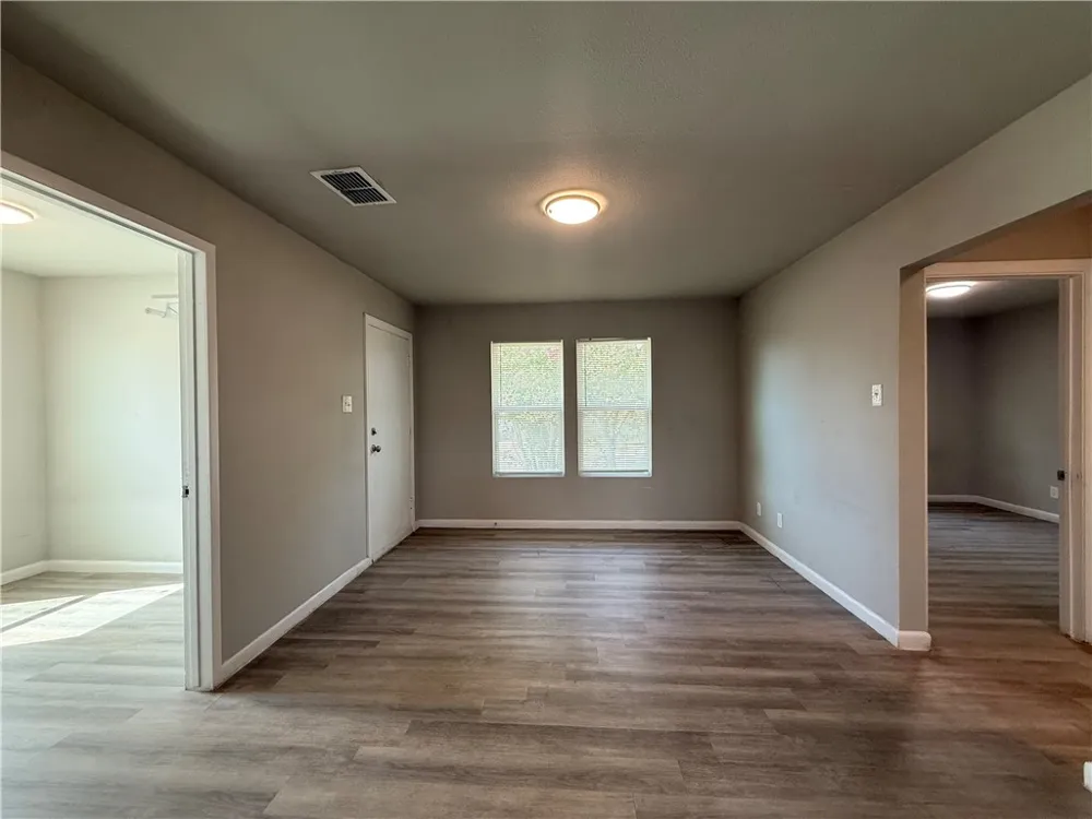 1002 Vernon Drive Corpus Christi, TX 78407
