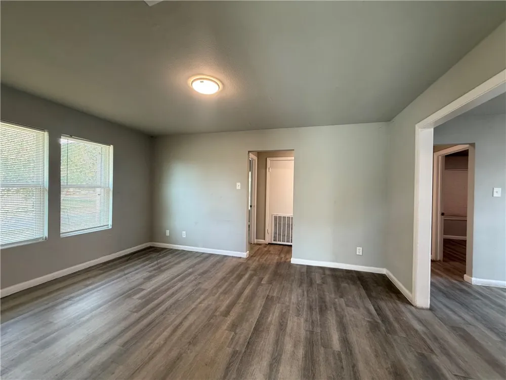 1002 Vernon Drive Corpus Christi, TX 78407