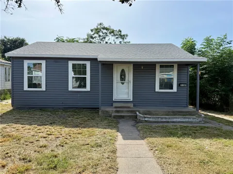 1109 Manchester Avenue