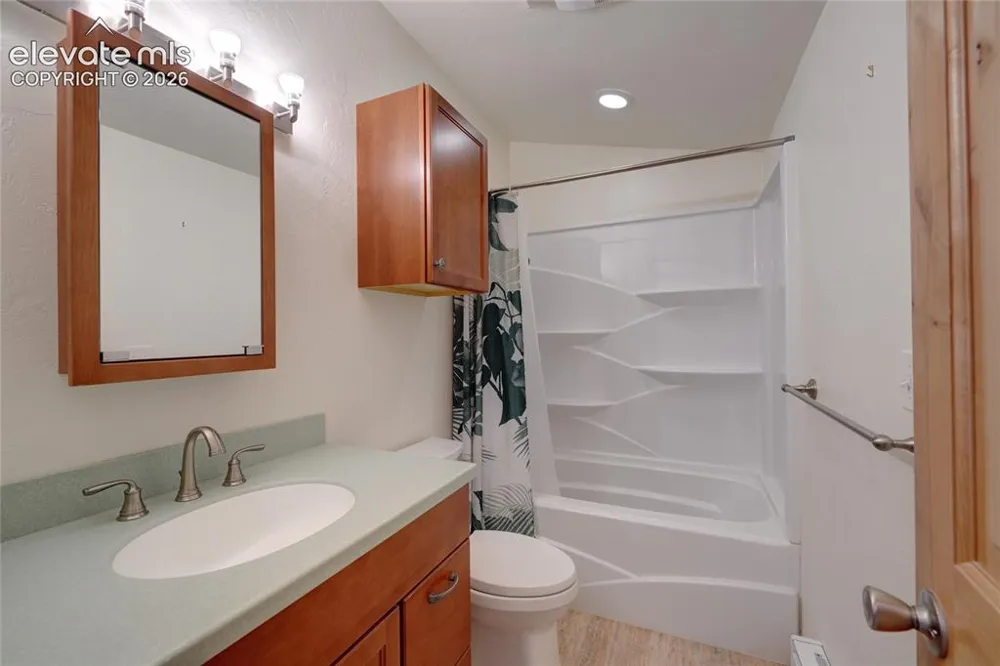 6865 Howard Street Green Mountain Falls, CO 80819