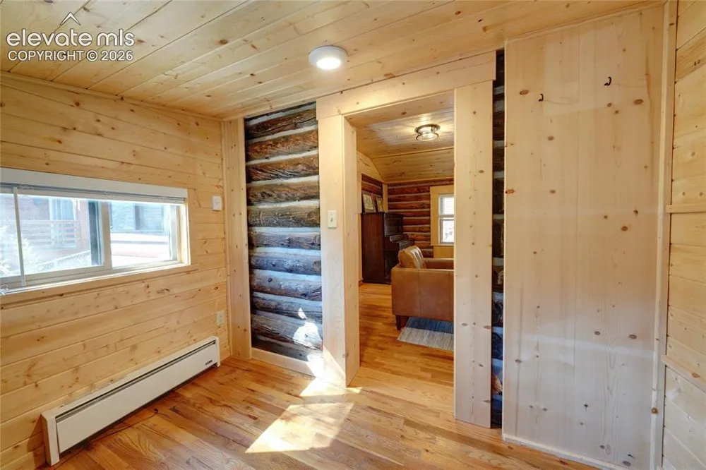 6865 Howard Street Green Mountain Falls, CO 80819