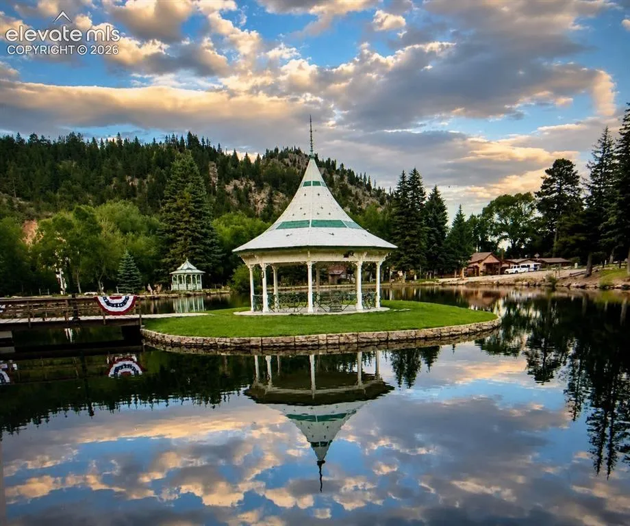 6865 Howard Street Green Mountain Falls, CO 80819