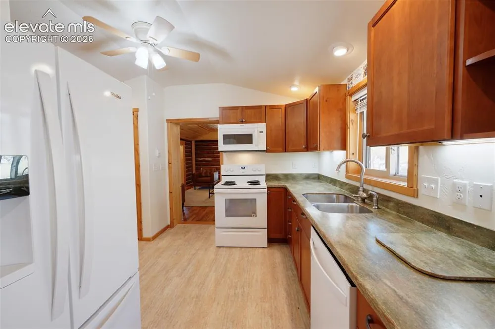 6865 Howard Street Green Mountain Falls, CO 80819