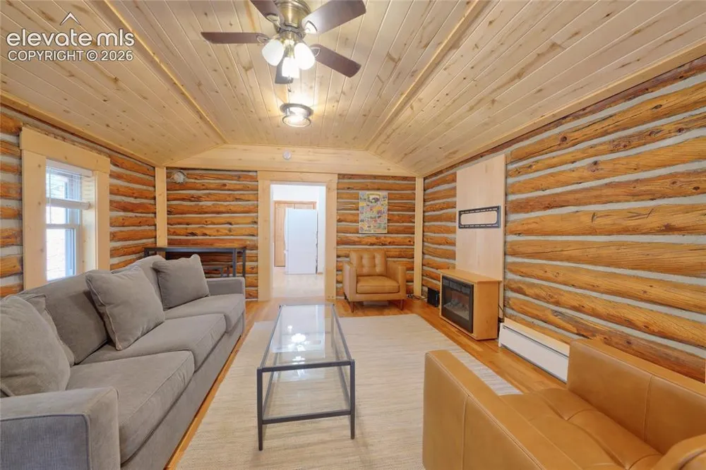6865 Howard Street Green Mountain Falls, CO 80819