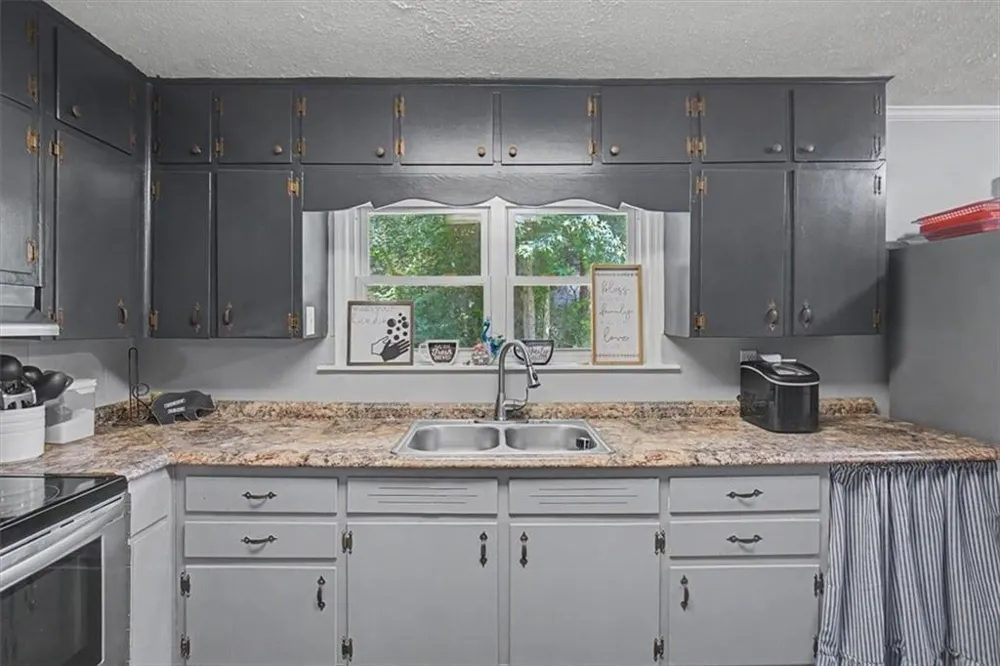 3 Hammond Drive SW Plainville, GA 30733