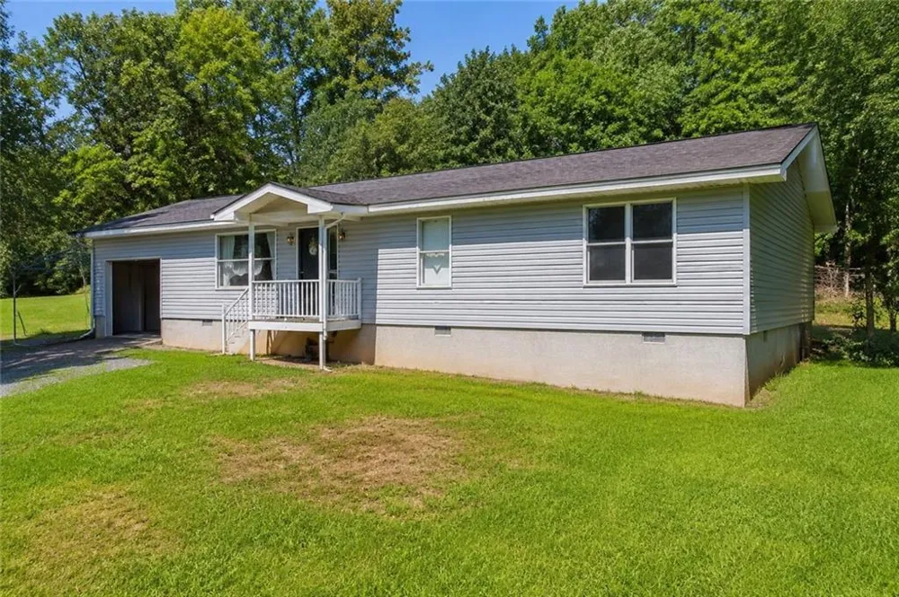 3 Hammond Drive SW Plainville, GA 30733