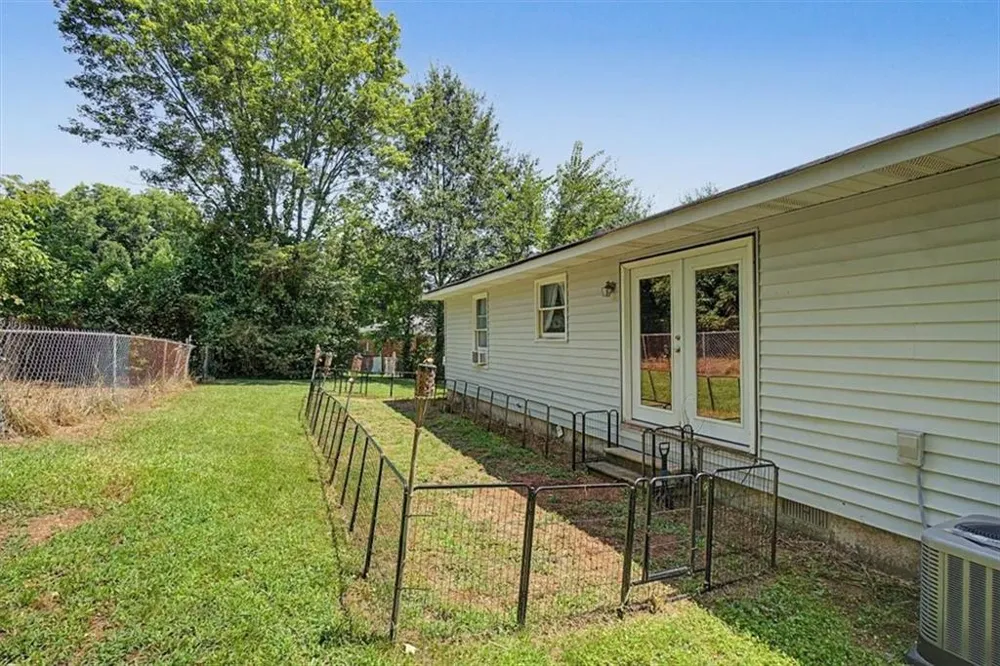 3 Hammond Drive SW Plainville, GA 30733