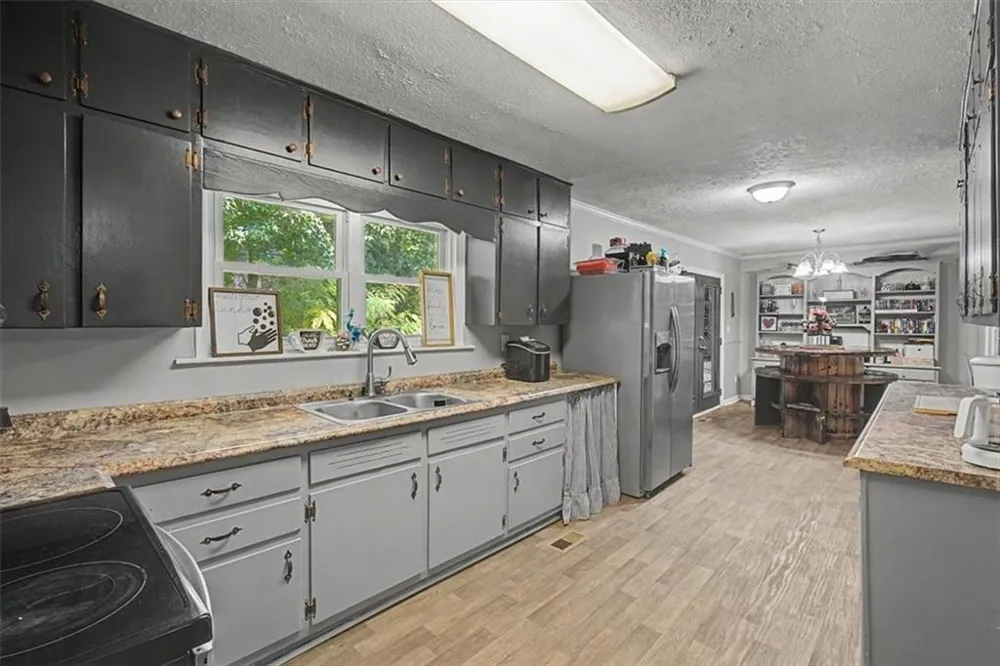 3 Hammond Drive SW Plainville, GA 30733