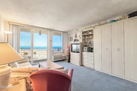 701 S Atlantic Avenue #417