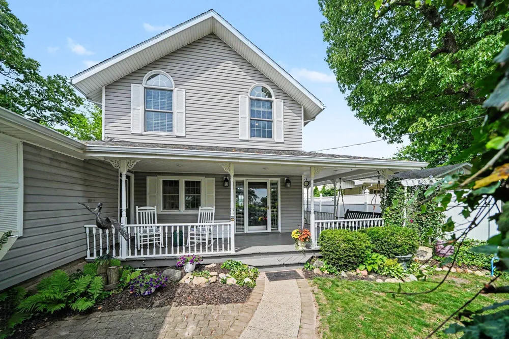 19722 Crescent Beach Road Three Rivers, MI 49093