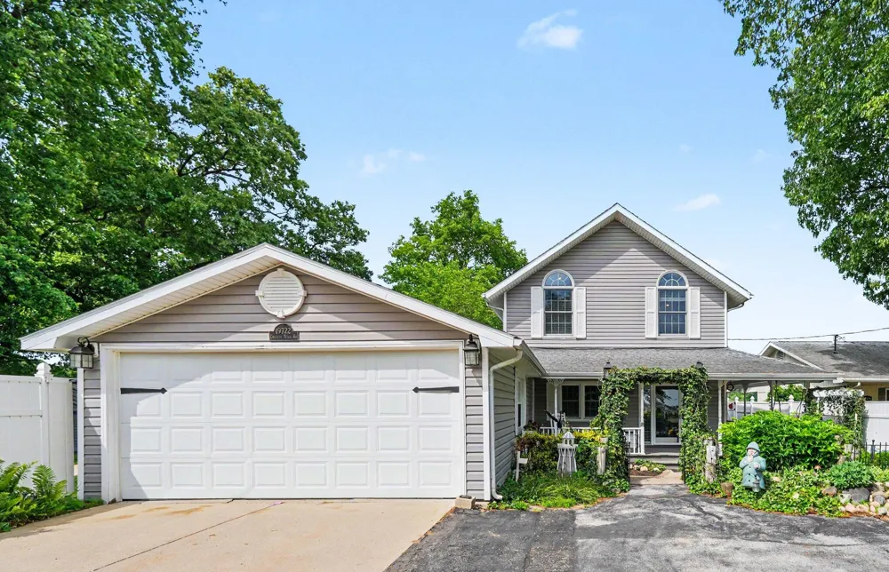 19722 Crescent Beach Road Three Rivers, MI 49093