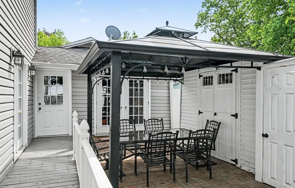 19722 Crescent Beach Road Three Rivers, MI 49093