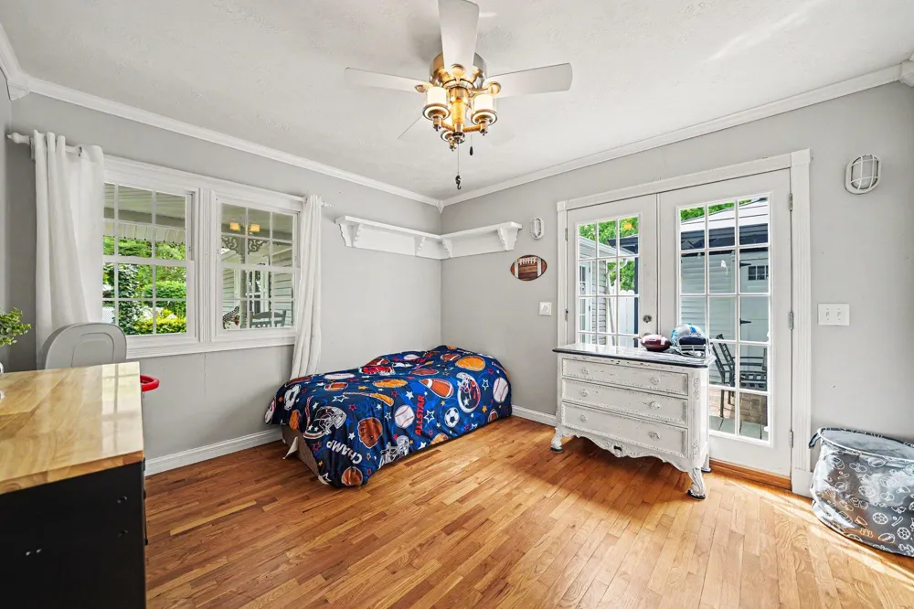 19722 Crescent Beach Road Three Rivers, MI 49093