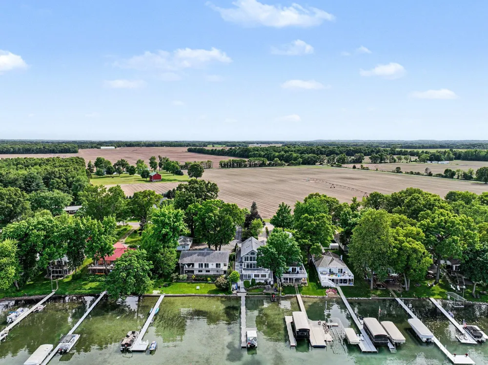 19722 Crescent Beach Road Three Rivers, MI 49093