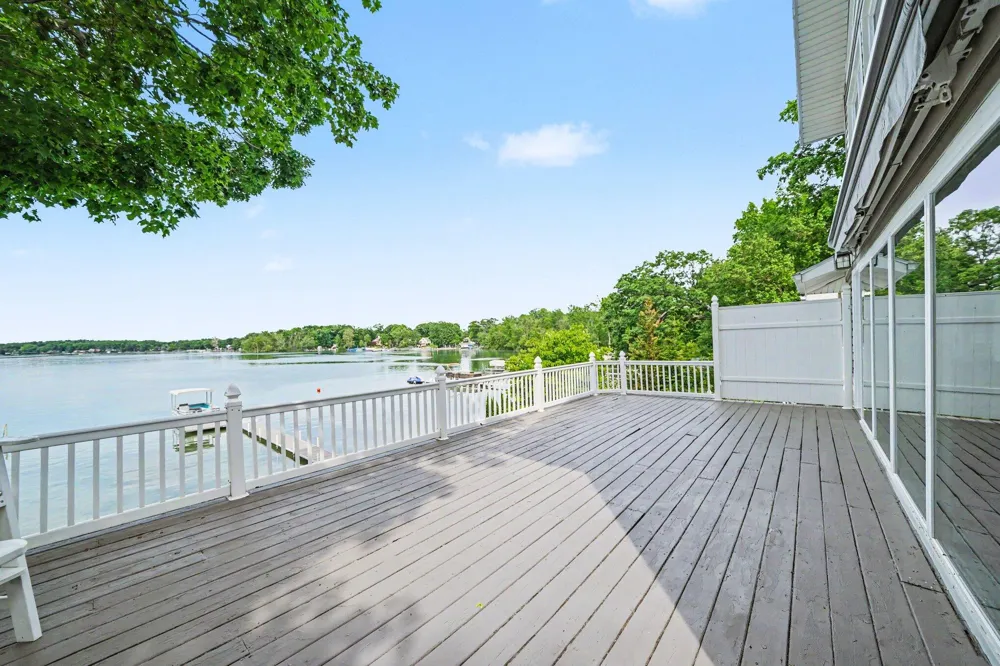 19722 Crescent Beach Road Three Rivers, MI 49093
