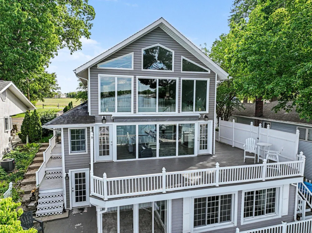 19722 Crescent Beach Road Three Rivers, MI 49093