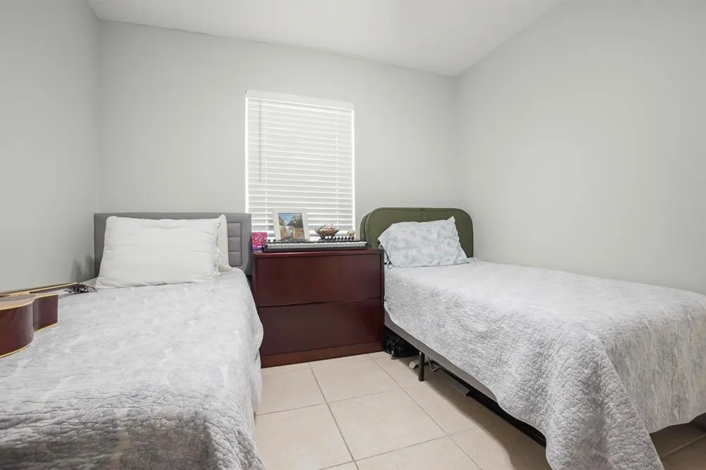 3231 Vassallo Avenue Palm Springs, FL 33461
