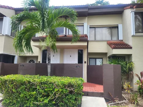9843 SW 138th Ave #EA2R