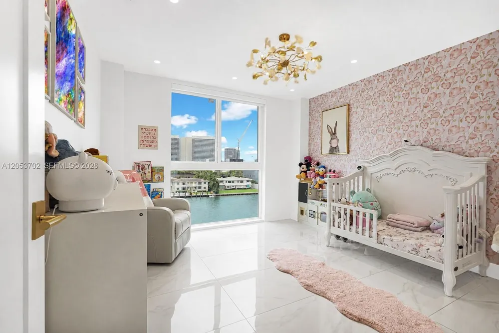 9721 E Bay Harbor Dr #6D Bay Harbor Islands, FL 33154