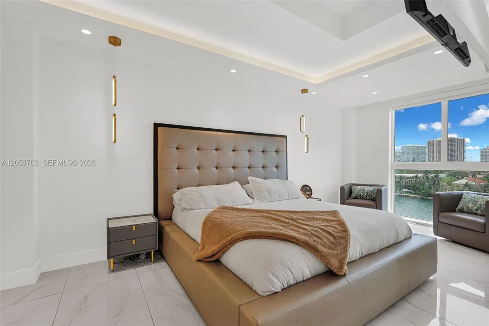 9721 E Bay Harbor Dr #6D Bay Harbor Islands, FL 33154