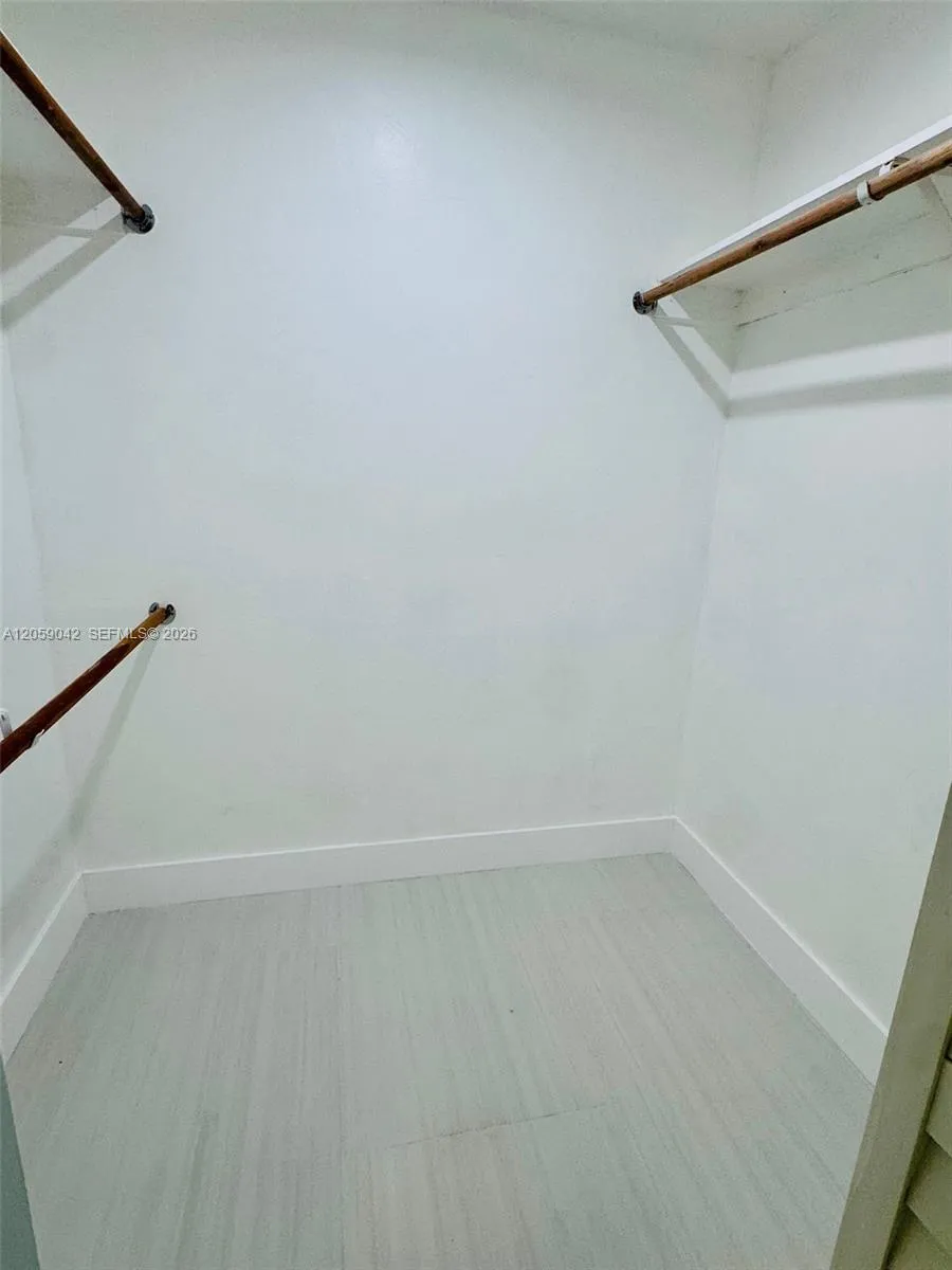 105 NE 30th Ct #105 Wilton Manors, FL 33334