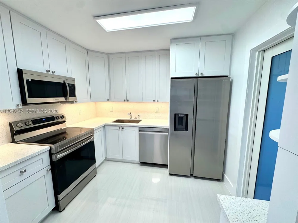 105 NE 30th Ct #105 Wilton Manors, FL 33334
