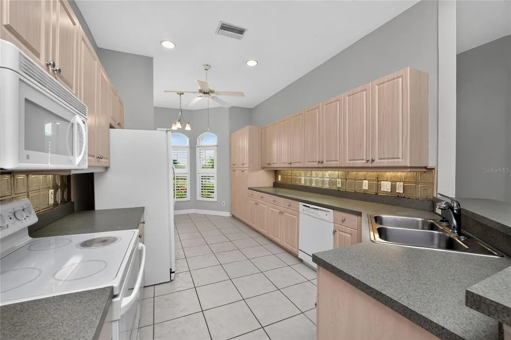 1611 ATARES DRIVE #Unit 111 Punta Gorda, FL 33950
