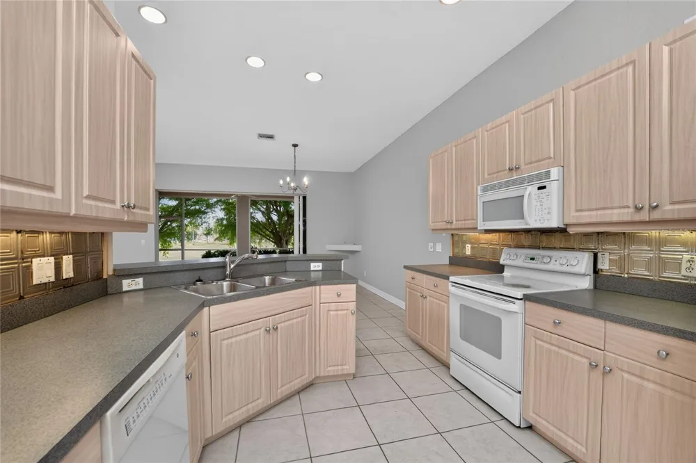 1611 ATARES DRIVE #Unit 111 Punta Gorda, FL 33950