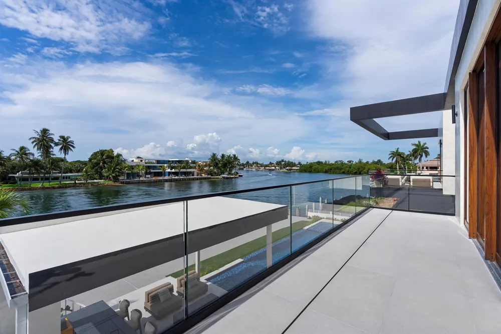 2600 NE 24TH STREET Lighthouse Point, FL 33064