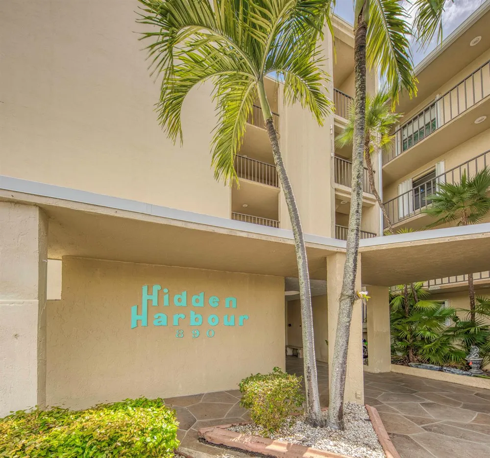 890 FEDERAL Highway #412 Lantana, FL 33462