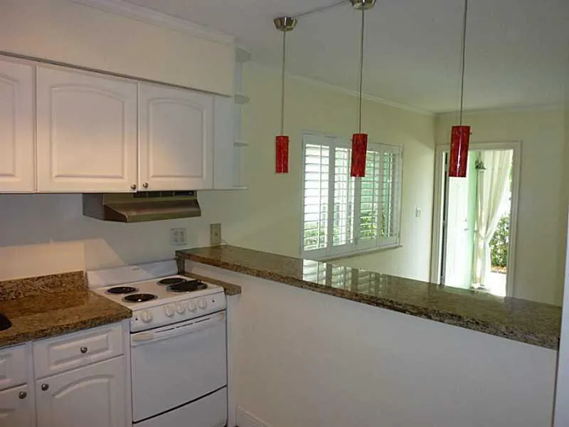 2124 NE 5th Avenue #103 Wilton Manors, FL 33305