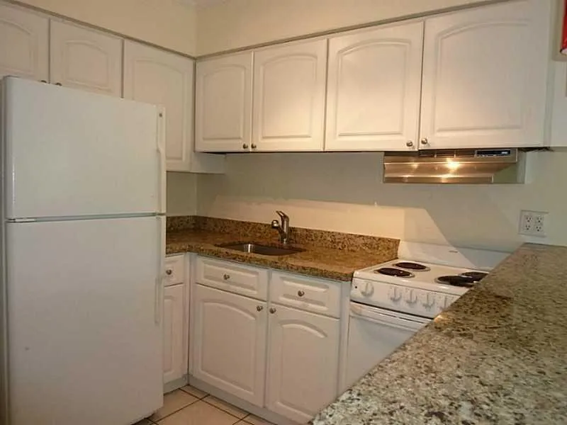 2124 NE 5th Avenue #103 Wilton Manors, FL 33305