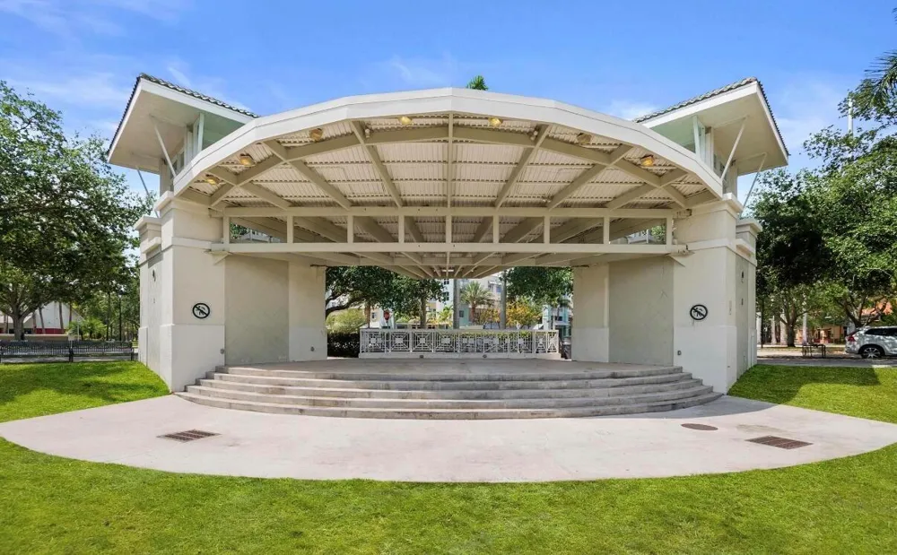 4122 Parkside Drive Jupiter, FL 33458