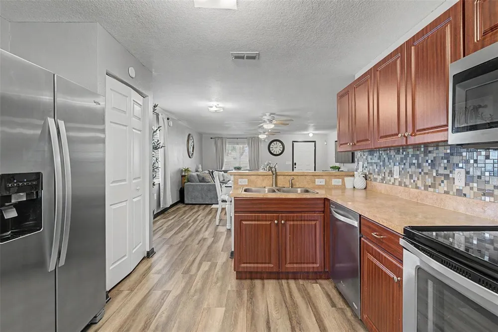 15373 CALLISTA LANE Dade City, FL 33523