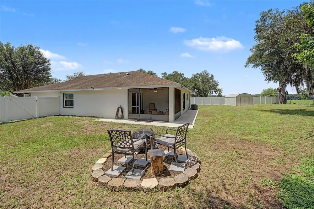 15373 CALLISTA LANE Dade City, FL 33523