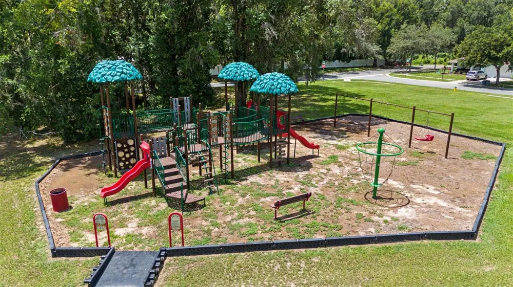 15373 CALLISTA LANE Dade City, FL 33523