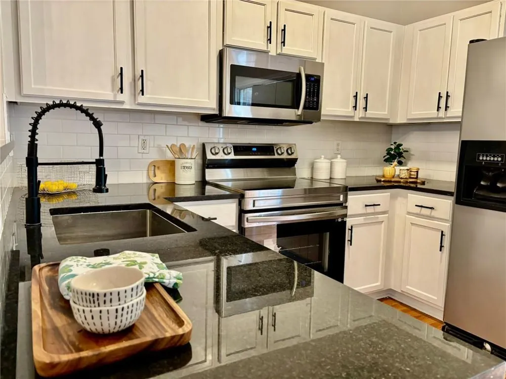 256 Paden Cove Trail Lawrenceville, GA 30044