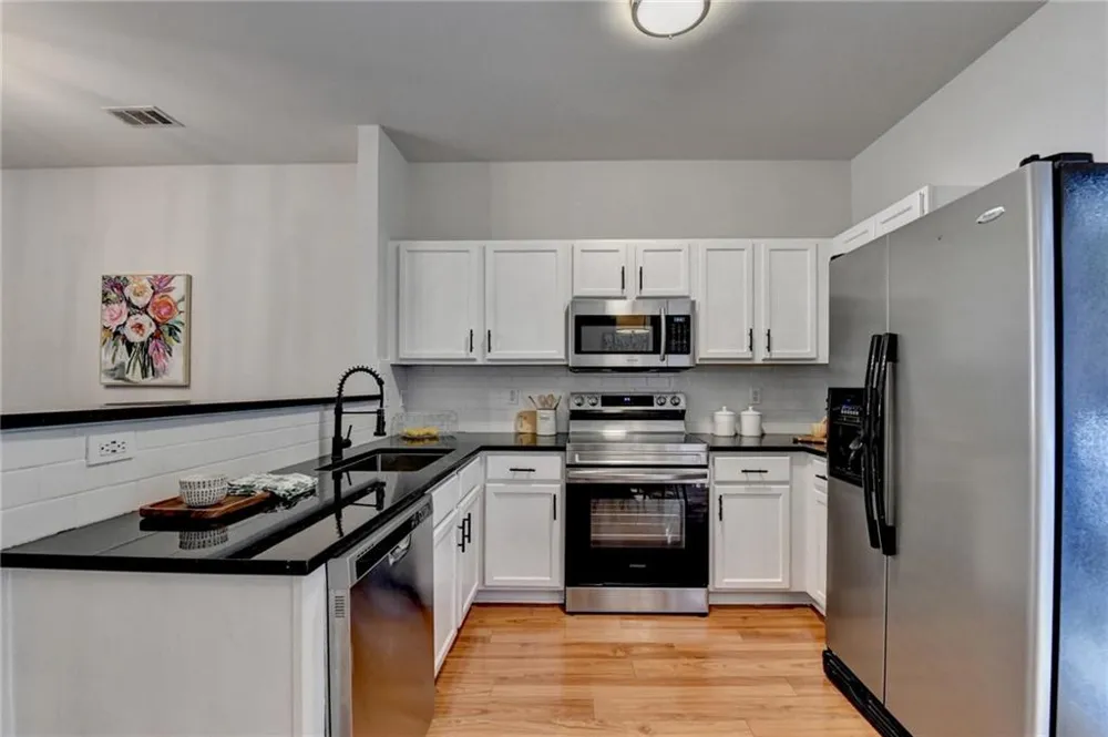 256 Paden Cove Trail Lawrenceville, GA 30044
