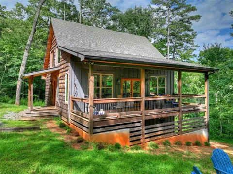 232 Ridge Oaks Way