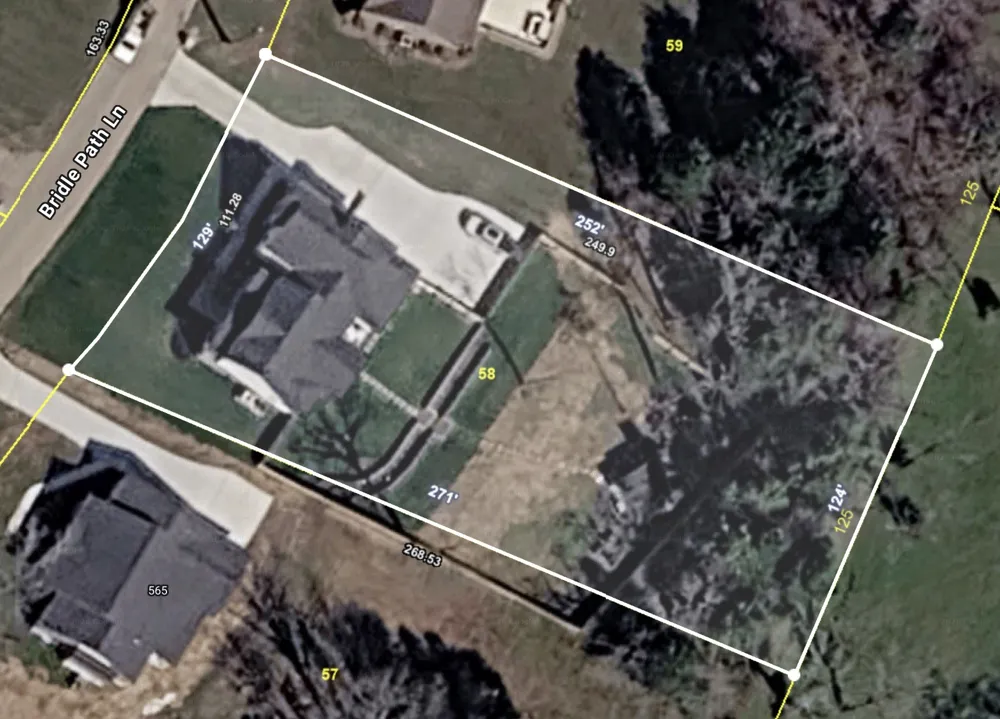 545 Bridle Path Ln Hartsville, TN 37074