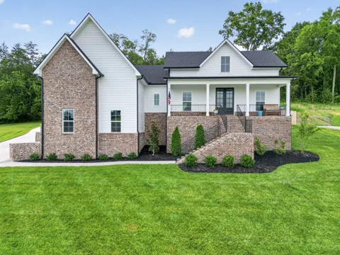 545 Bridle Path Ln