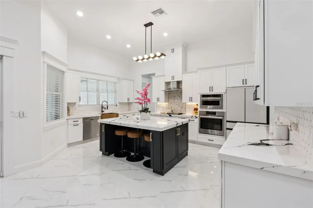 7739 CHERRY LAKE GROVES ROAD Groveland, FL 34736