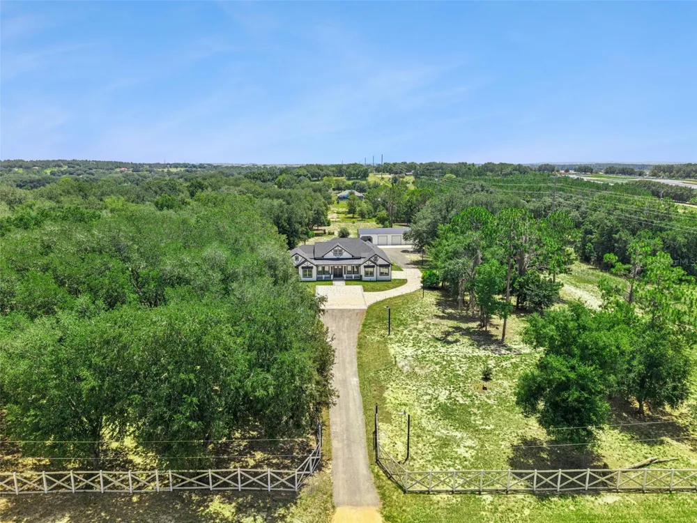 7739 CHERRY LAKE GROVES ROAD Groveland, FL 34736