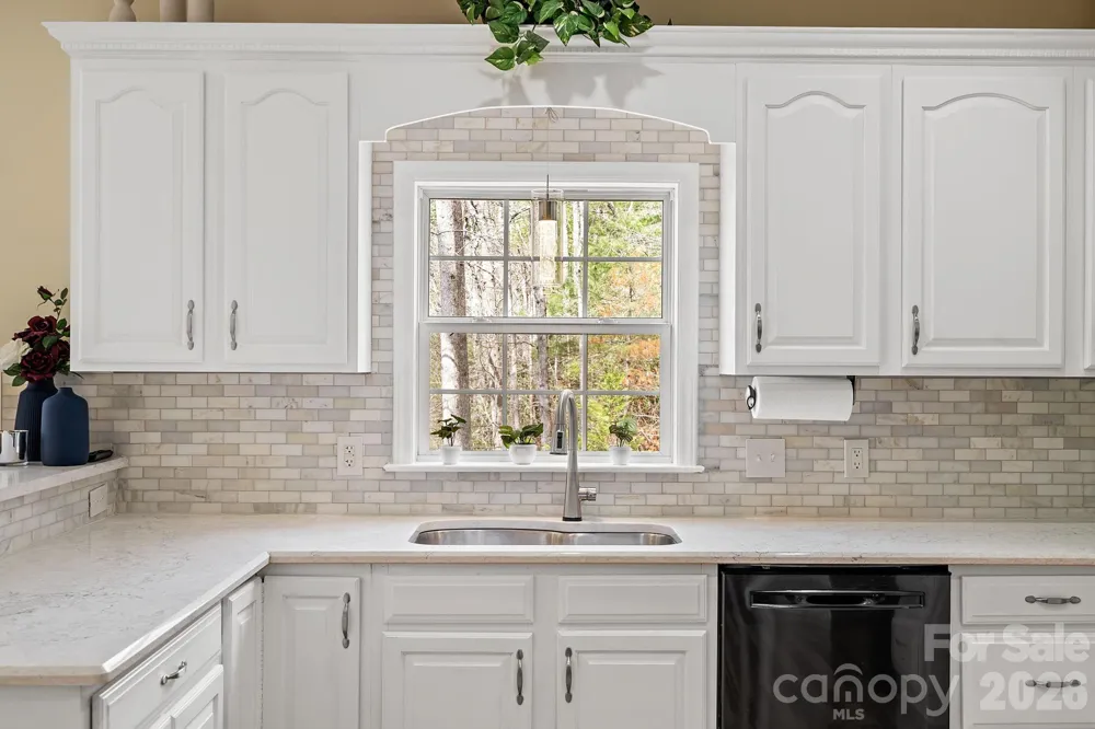 36 Ivy Cove Road Fairview, NC 28730