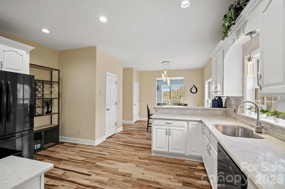 36 Ivy Cove Road Fairview, NC 28730